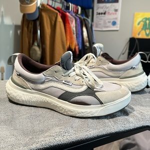 Vans UltraRange Neo VR3 x Mikey February Sz 12